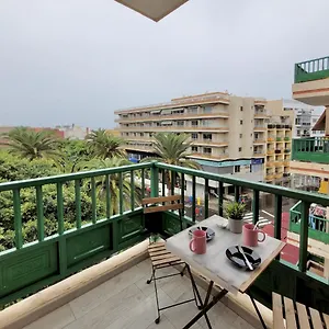 https://moon-place.in-canary-islands.com